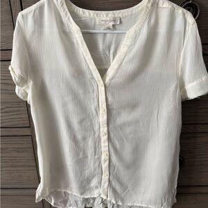 Treasure & Bond Cream Button-Front Short Sleeve Blouse